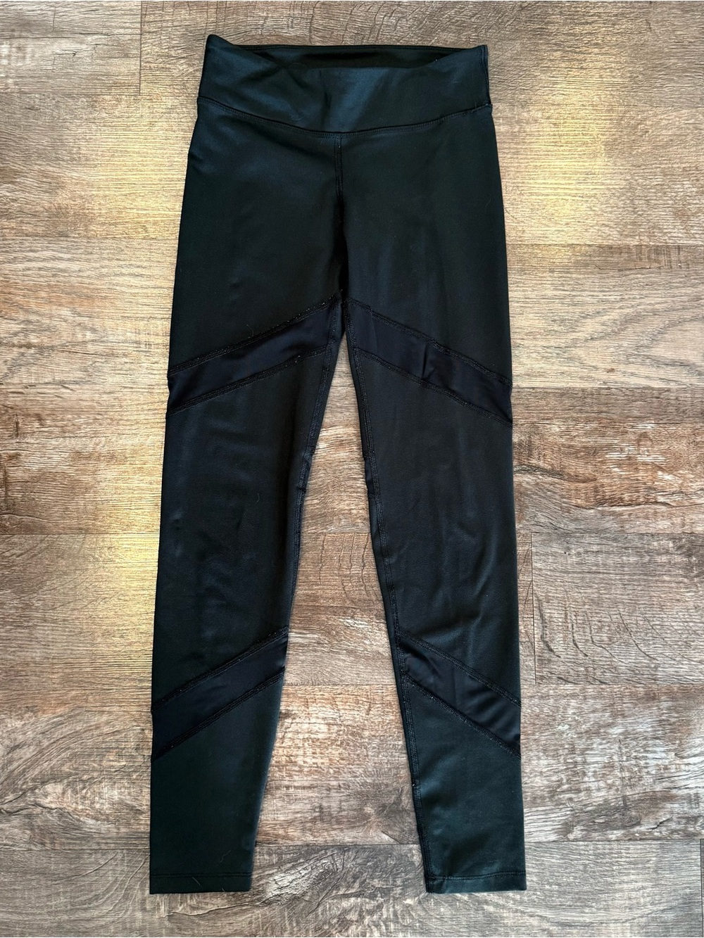 BKE Core Buckle Women’s Black Leggings Mesh Inserts Small Activewear